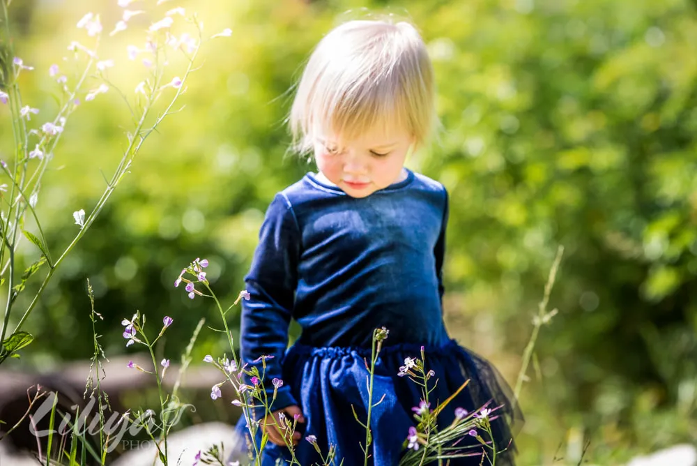 Family portrait session at Wilderness Park, Redondo Beach